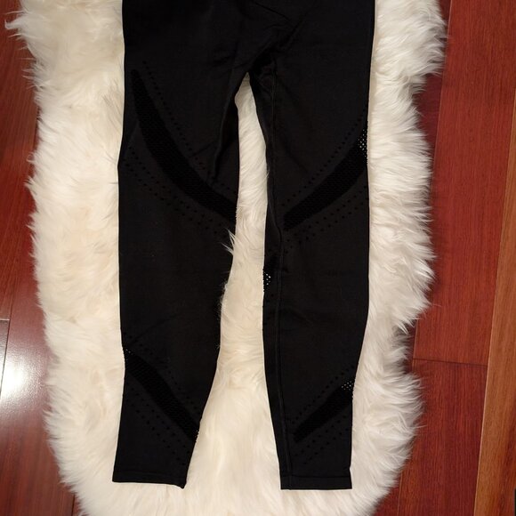 Victoria's Secret PINK - Seamless Classic Leggings - M - Picture 2 of 5